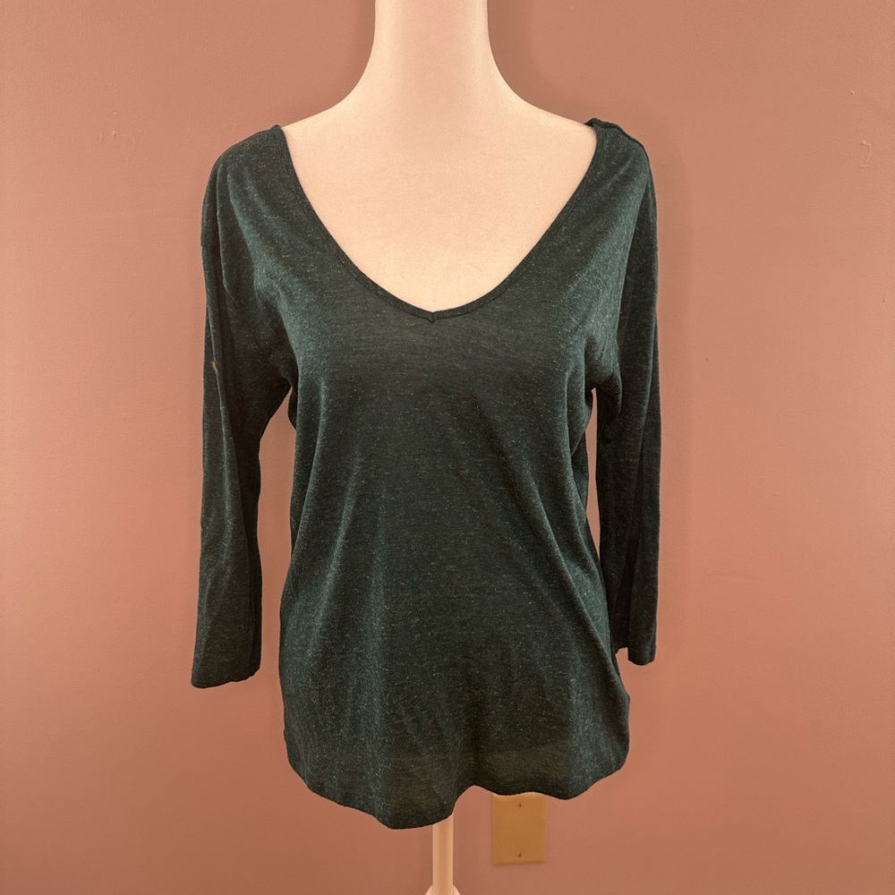 BDG 3/4 sleeve shirt